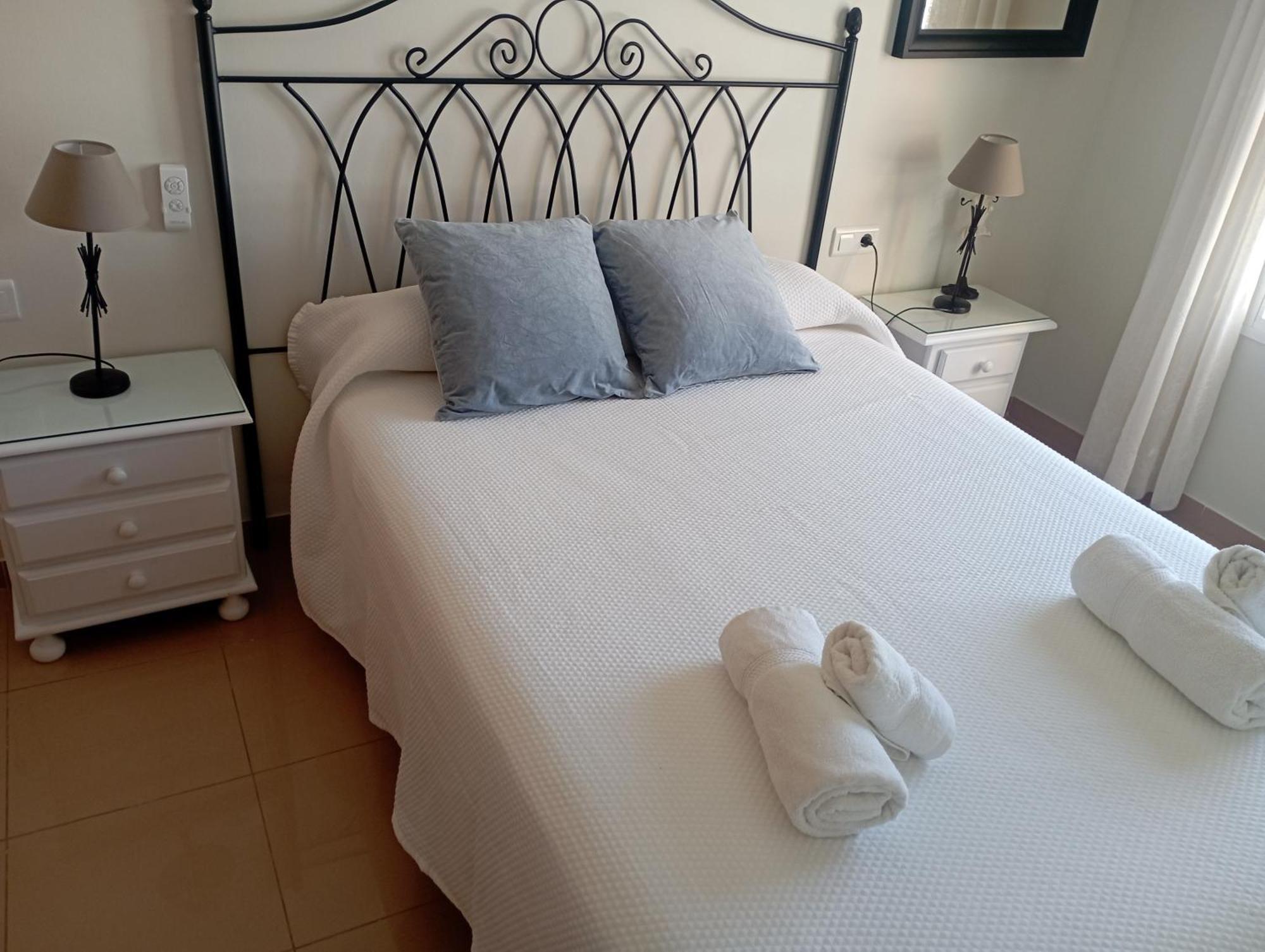 Apartamento Con Vistas En Нерха Екстериор снимка